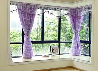 窗簾材質全解析 常見分類、優(yōu)缺點與選擇指南